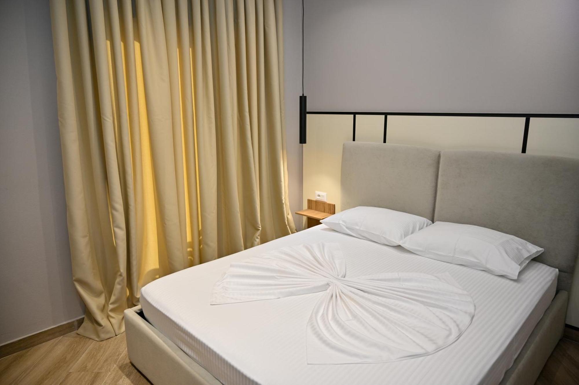 Monduro Hotel ดูร์เรส ภายนอก รูปภาพ